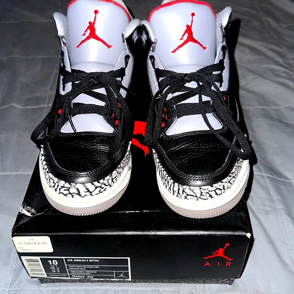 Black cement Jordan 3